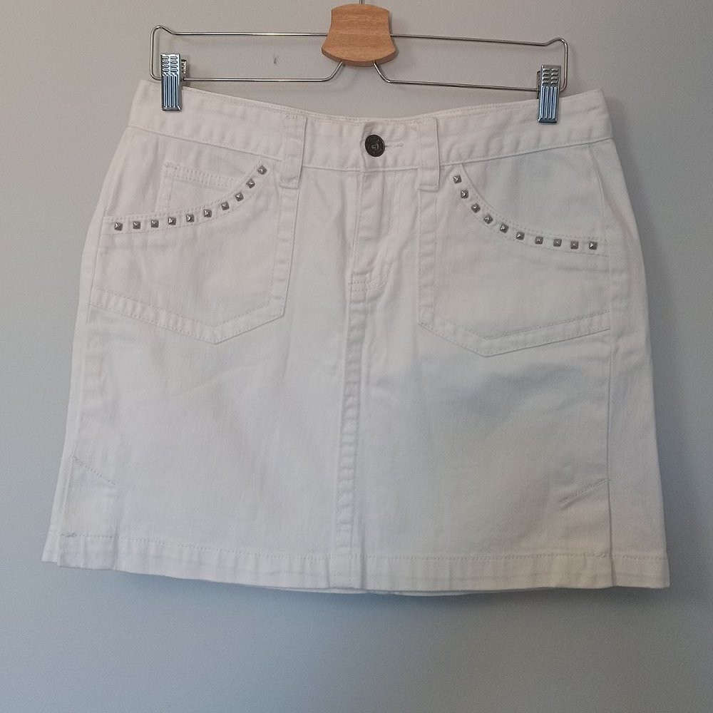 $5 LAST CALL! CALVIN KLEIN ~ White Denim Skirt